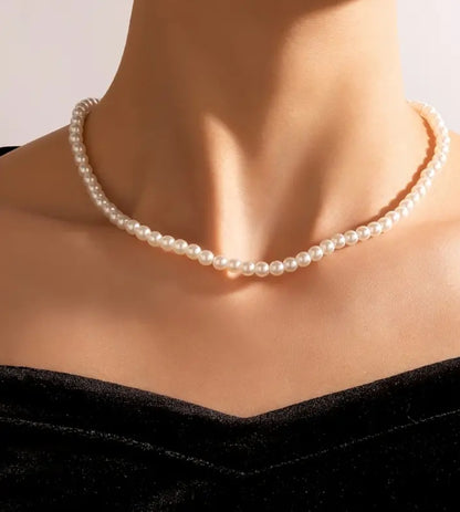 Pearl Beaded Necklace